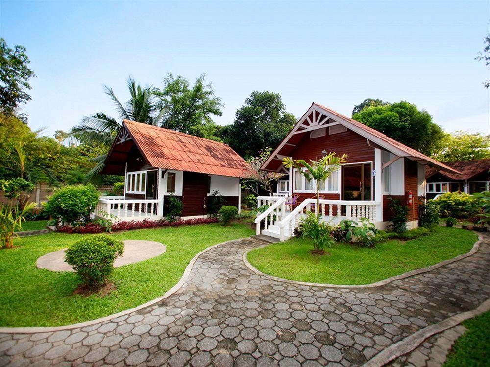 Bungalows At Bophut Exterior photo