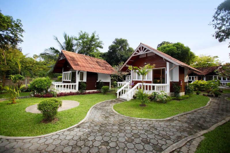 Bungalows At Bophut Exterior photo